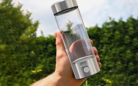 Portable Hydrogen Water Bottle: A Gym Bag Must-Have