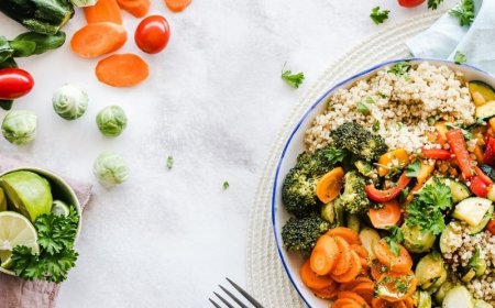 Contribute Your Culinary Knowledge to a Hungry Audience