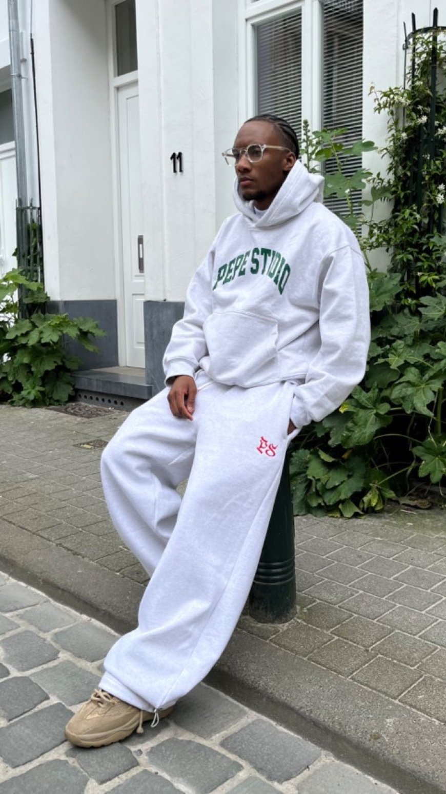 Pepe Studio Clothing: Statement of Urban Elegance