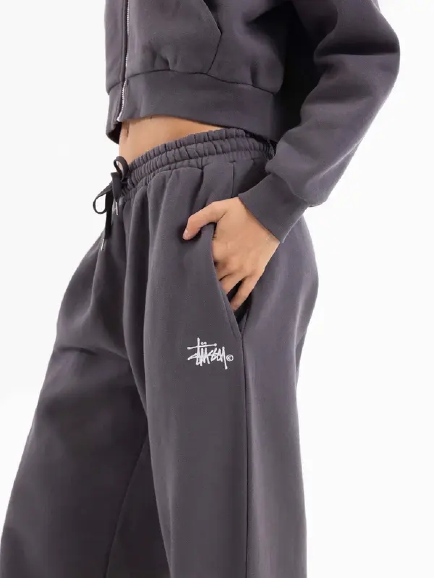 Introduction to Jogging Stussy: Where Streetwear Meets Comfort