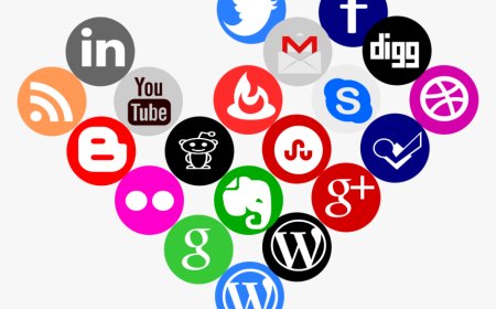 BoostFansOnline: A Strategic Tool or a Risky Shortcut in Social Media Marketing?