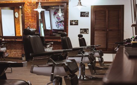 Private Salon Suites or Booth Rental Which One’s Right for You