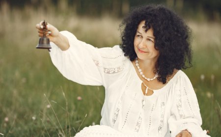 How to Choose the Right Spiritual Business Coach for Your Unique Journey