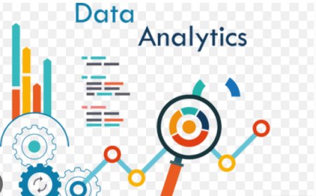 What does the Data Analytics course cover?