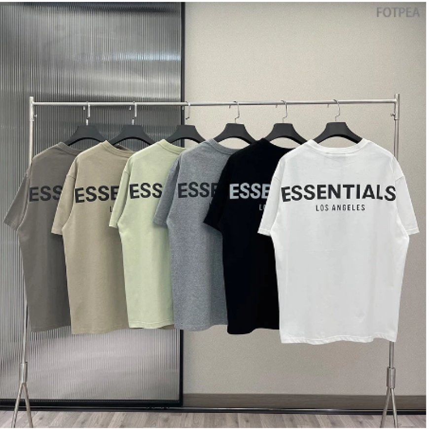 Essentials Hoodie: A Symbol of Modern Streetwear